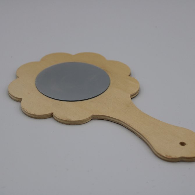 Oglinda Rotunda Pe Suport Mdf Floare Cu Maner 20X10 Cm