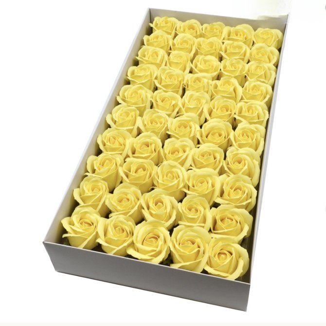 Set 50 Trandafiri Sapun Parfumati, Atingere Reala,Galben Pal, Calitate Premium